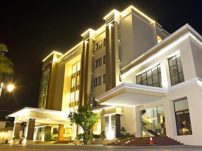 Riss Hotel Malioboro Yogyakarta Exterior foto